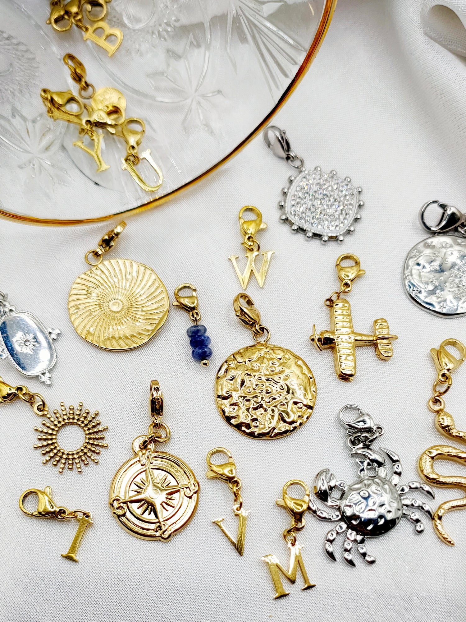 Charm's
