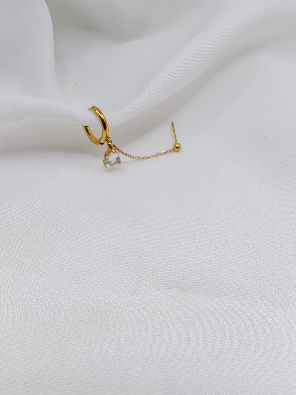 Kimberly boucle d'oreille en acier inoxydable or, hypoallergénique, waterproof.