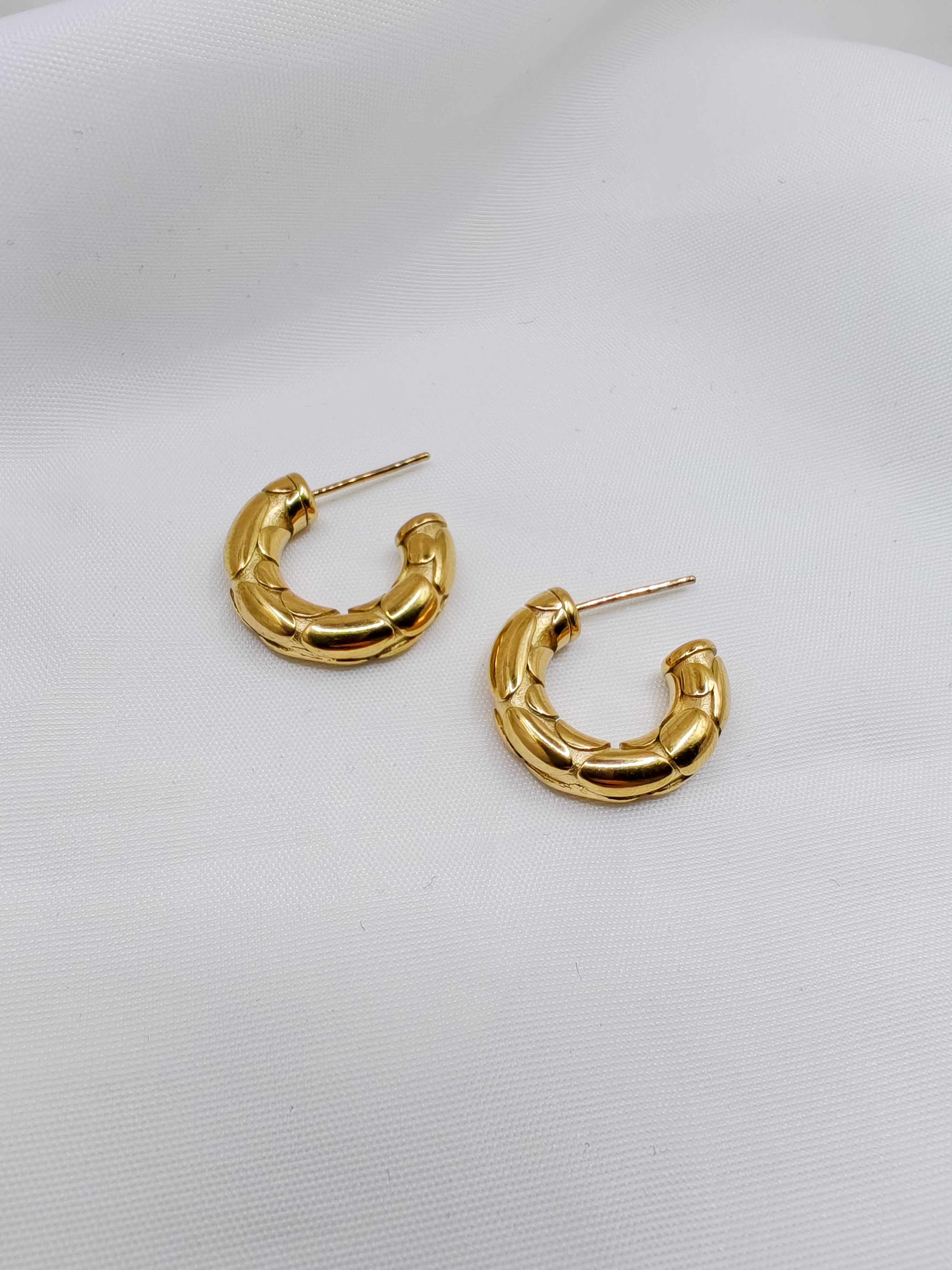Djena boucle d'oreille en acier inoxydable or hypoallergénique waterproof pour femme